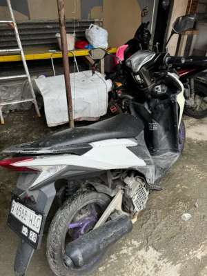 Jual bekas Dijual Vario 125cc,lokasi di Tangerang Selatan Kota