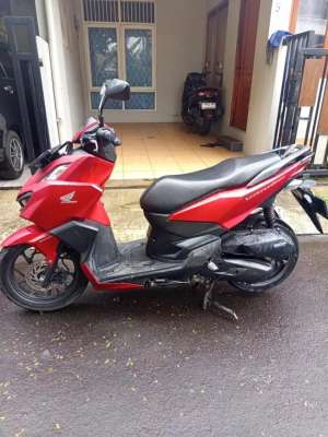 Jual bekas dijual vario 160,lokasi di Bekasi Kota
