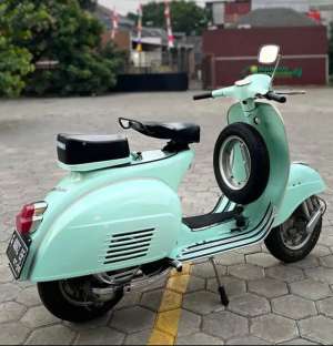 Jual bekas Dijual Vespa Sprint klasik,lokasi di Bogor Kota