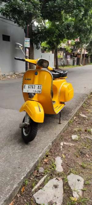 Jual bekas DIJUAL VESPA SUPER TAHUN 74,lokasi di  ,Bandung Kota