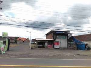 Dijual Via Lelang TanahBangunan Jl. Raya Cluring, Banyuwangi lokasi di Banyuwangi  Kab., tersedia melalui melalui situs Olx