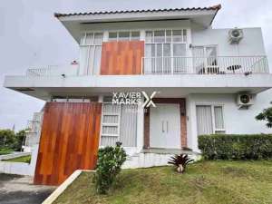 Dijual Villa Modern Mewah FULL Furnished di Amarta Hills, Kota Batu lokasi di Batu Kota, tersedia melalui melalui situs Olx