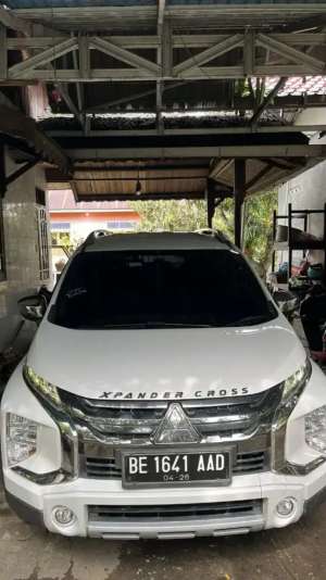 Jual bekas Dijual Xpander cross matic 2020,lokasi di Hulu Sungai Selatan Kab.