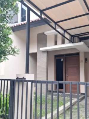 Dikontrakan 1 rumah 2 kamar tidur pertahun lokasi di Bandung Kota, tersedia melalui melalui situs Olx