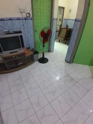 dikontrakan rmh murah lokasi di Surabaya Kota, tersedia melalui melalui situs Olx