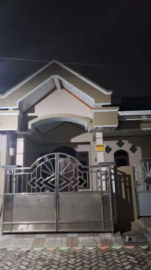 Dikontrakan Rumah lokasi di Sidoarjo  Kab., tersedia melalui melalui situs Olx