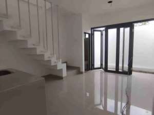 Dikontrakan Rumah 3 kamar cluster Wimbledon sport City Jababeka Cikarang lokasi di Bekasi Kab., tersedia melalui melalui situs Olx