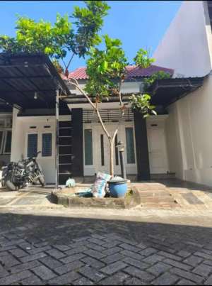 Dikontrakan rumah dekat Suhat Malang lokasi di Malang Kota, tersedia melalui melalui situs Olx
