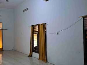 Dikontrakan Rumah Puspowarno Semarang lokasi di Semarang Kota, tersedia melalui melalui situs Olx