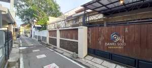 Dikontrakan Rumah Solo Laweyan Surakarta lokasi di Surakarta Kota, tersedia melalui melalui situs Olx