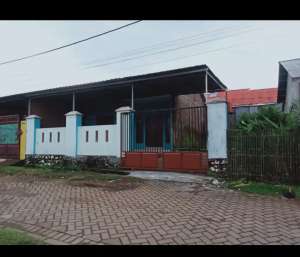 Dikontrakan Rumah Tahunan lokasi di Maros Kab., tersedia melalui melalui situs Olx