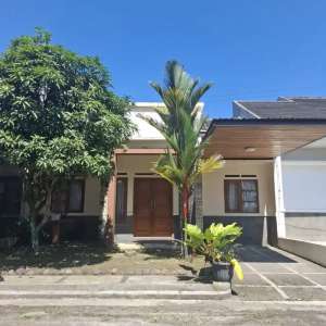 Dikontrakan Rumah Tinggal lokasi di Garut Kab., tersedia melalui melalui situs Olx