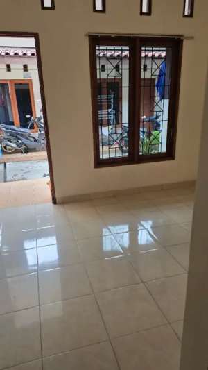 Dikontrakkan petak Bpk Haji Katijo lokasi di Bekasi Kota, tersedia melalui melalui situs Olx