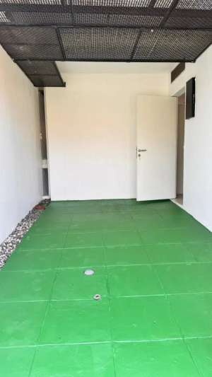 Dikontrakkan Rumah Baru Direnov lokasi di Bekasi Kota, tersedia melalui melalui situs Olx