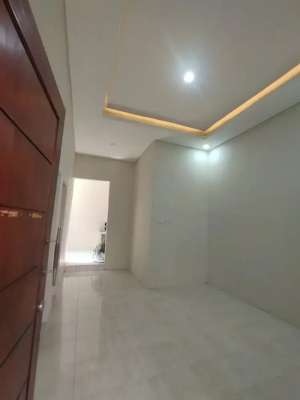 Dikontrakkan Rumah Baru Renovasi Taman Aloha lokasi di Sidoarjo  Kab., tersedia melalui melalui situs Olx