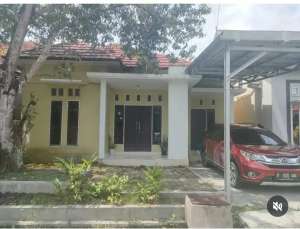 Dikontrakkan rumah di Bunyamin residence Banjarmasin lokasi di Banjarmasin Kota, tersedia melalui melalui situs Olx