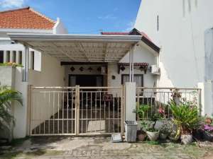 Dikontrakkan rumah strategis lokasi di Pasuruan Kota, tersedia melalui melalui situs Olx