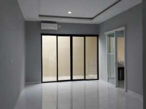 Disewa Cepat Rumah Cluster Thames JgcSudah RenovasiSiap Huni Hanya 51 JutaTahun 028 lokasi di Jakarta Timur, tersedia melalui melalui situs Olx