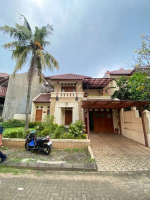 Disewa KONTRAKAN PERUMAHAN STRATEGIS lokasi di Tangerang Selatan Kota, tersedia melalui melalui situs Olx