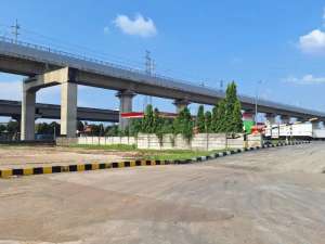 Disewa Lahan 1.767 m2, Murah, siap pakai di rest area KM19B Tol Cikampek Tambun. lokasi di Bekasi Kab., tersedia melalui melalui situs Olx