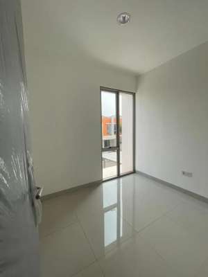 Disewa Murah Rumah Kosongan Include AC lokasi di Jakarta Utara, tersedia melalui melalui situs Olx