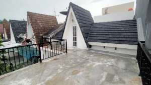 DISEWA RUMAH 2LT NYAMAN SEJUK FURNISHED BULANAN VENESIA SENTUL SSR165 lokasi di Bogor Kota, tersedia melalui melalui situs Olx