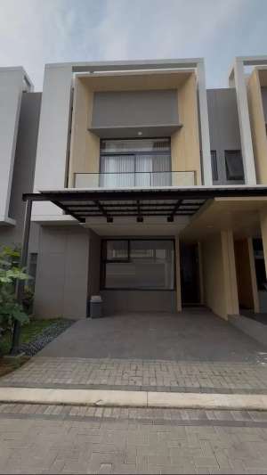 DISEWA RUMAH CLUSTER TANAKAYU FURNISHED BSD CITY TANGERANG lokasi di Tangerang Selatan Kota, tersedia melalui melalui situs Olx