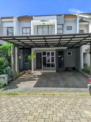 DISEWA Rumah di Foresta BSD - Cluster Albera lokasi di Tangerang Selatan Kota, tersedia melalui melalui situs Olx