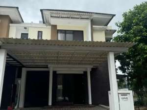 Disewa Rumah Hook Bebas Banjir di Cluster Asera Harapan Indah lokasi di Bekasi Kota, tersedia melalui melalui situs Olx
