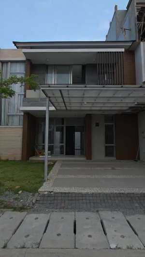 Disewa Rumah Pantai Indah Kapuk 2 Ukuran 10x25 lokasi di Jakarta Utara, tersedia melalui melalui situs Olx