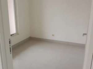 DISEWA RUMAH SUVARNA SUTERA ABIRA MURAH lokasi di Tangerang Kab., tersedia melalui melalui situs Olx