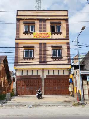 Disewakan 2 ruko gandeng lokasi di Pematangsiantar Kota, tersedia melalui melalui situs Olx