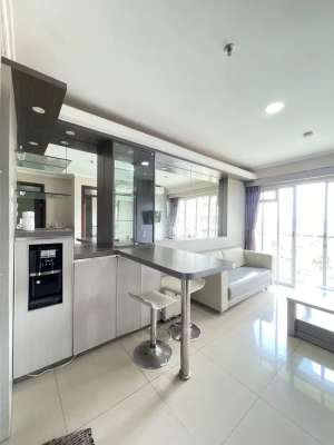 Disewakan apartemen gateway pasteur type 2 br dekat rshs lokasi di Bandung Kota, tersedia melalui melalui situs Olx