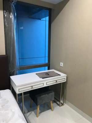 Disewakan Apartemen La Ritz 2 BR Pakuwon Indah lokasi di Surabaya Kota, tersedia melalui melalui situs Olx