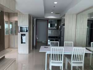 Disewakan Apartemen Springhill Terrace Residence Kemayoran 2 BR Furnish lokasi di Jakarta Pusat, tersedia melalui melalui situs Olx