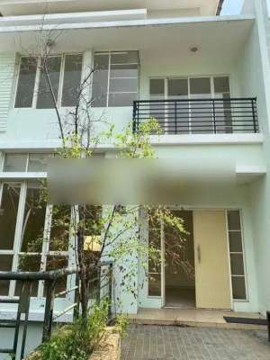 Disewakan Cepat Dan Termurah Rumah Ready, Pik1, Uk. 8x17. Rapi Terawat lokasi di Jakarta Utara, tersedia melalui melalui situs Olx