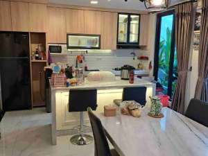 Disewakan cluster giri lokasi di Tangerang Kab., tersedia melalui melalui situs Olx