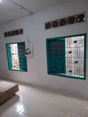 DisewakanDijual Rumah Medan Petisah Dekat Plaza Medan Fair lokasi di Medan Kota, tersedia melalui melalui situs Olx