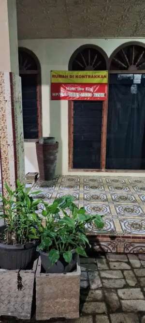 DisewakanKontrak Tahunan Rumah Tinggal Kediri Kota lokasi di Kediri Kota, tersedia melalui melalui situs Olx