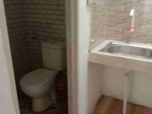 Disewakan Kontrakan 2 Kamar Tidur di Desa Waru Parung Bogor lokasi di Bogor Kab., tersedia melalui melalui situs Olx