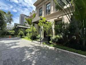 Disewakan Premium Residence Senopati lokasi di Jakarta Selatan, tersedia melalui melalui situs Olx