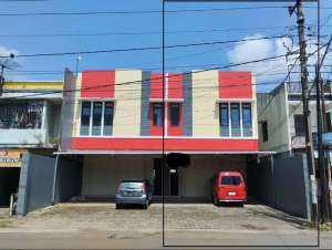 Disewakan Ruko 2 Lantai Dekat Pusat Perbelanjaan lokasi di Banyumas Kab., tersedia melalui melalui situs Olx