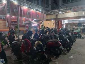 DISEWAKAN RUKO TEMPAT USAHA lokasi di Pekanbaru Kota, tersedia melalui melalui situs Olx