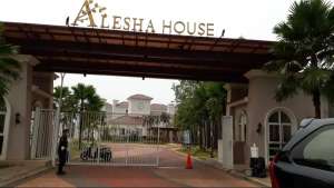 Disewakan Rukost Rumah Kost furnish Alesha House vanya park lokasi di Tangerang Kab., tersedia melalui melalui situs Olx