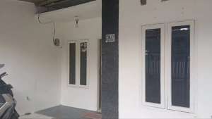 Disewakan Rumah 2 Kamar Tidur di Banjaran Pucung Tapos Cilangkap Depok lokasi di Depok Kota, tersedia melalui melalui situs Olx