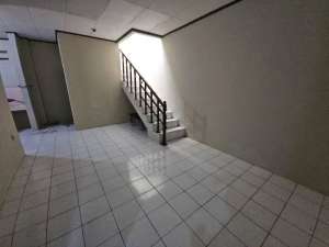 Disewakan Rumah2 Lantai di Petukangan Utara, Jakarta Selatan lokasi di Jakarta Selatan, tersedia melalui melalui situs Olx