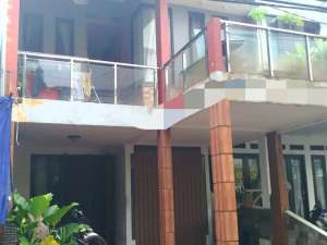 Disewakan rumah 2 lantai diCluster bebas banjir Ciledug dekat busway puri Beta Ciledug lokasi di Tangerang Kota, tersedia melalui melalui situs Olx