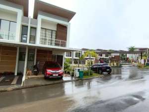 Disewakan Rumah 2 Lantai Hook tengah di Central Hills cluster Hills View, Batam Center lokasi di Batam Kota, tersedia melalui melalui situs Olx