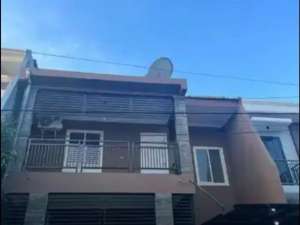 Disewakan Rumah 2 Lantai Siap Huni Di Pucang Anom Kertajaya Surabaya lokasi di Surabaya Kota, tersedia melalui melalui situs Olx