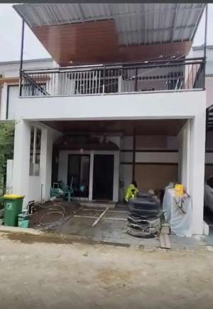 Disewakan Rumah 2 lt di Royal Spring, Cluster Forest Spring Gowa lokasi di Gowa Kab., tersedia melalui melalui situs Olx